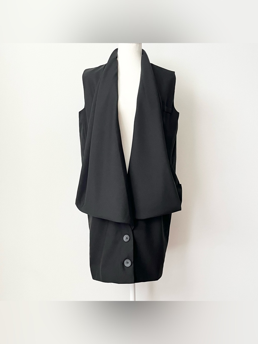 NWT Gracia Women's Black Avant Garde Blazer Vest Size S Drapey Minimalist Artsy